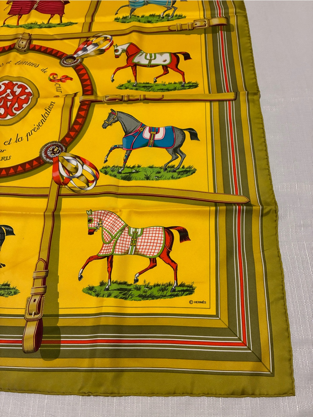 Hermes Silk Scarf Couvertures et Tenues de Jour Yellow with Box Authentic - Picture 4 of 9